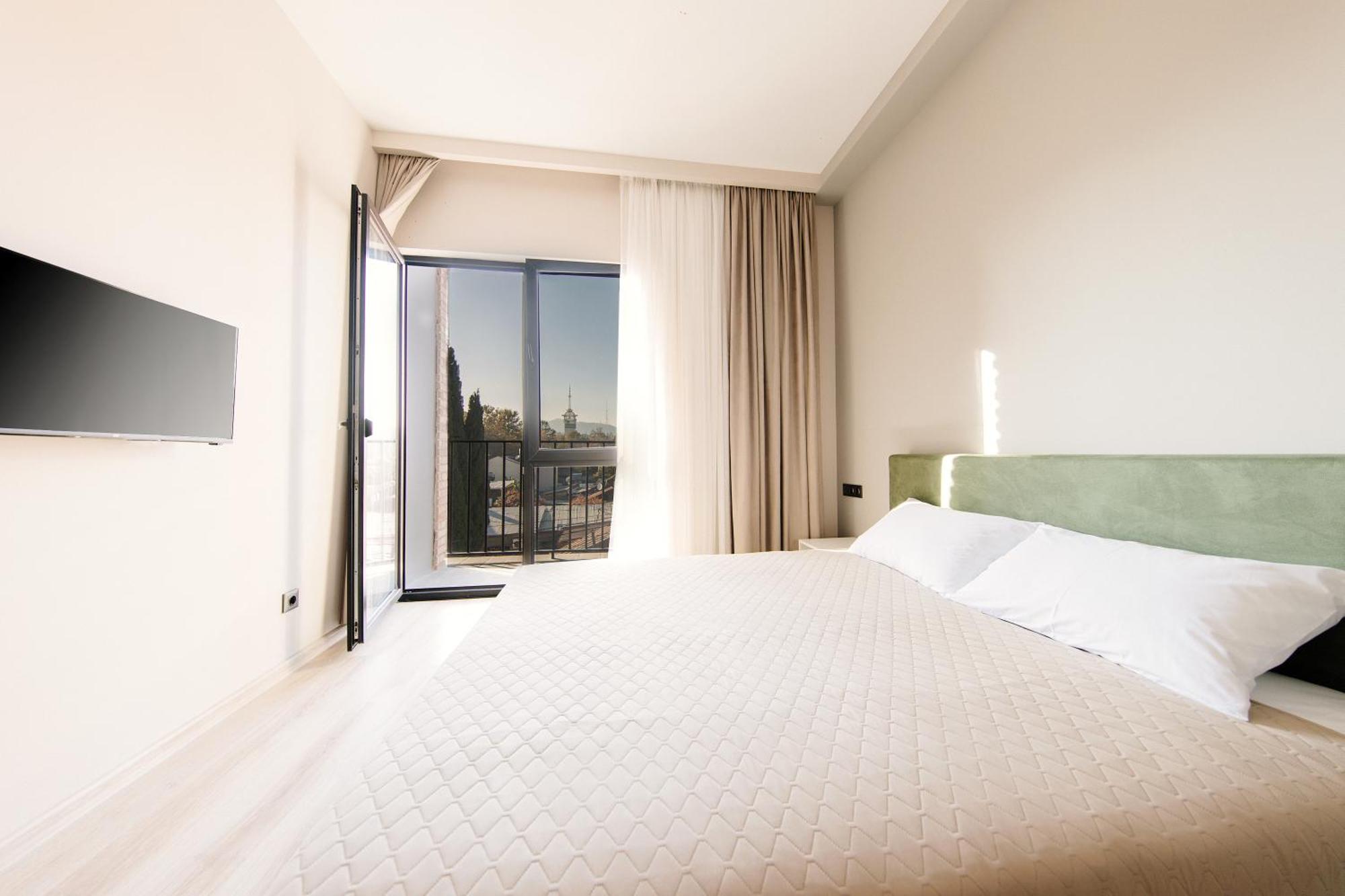 Doors Hotel Tbilisi Ngoại thất bức ảnh